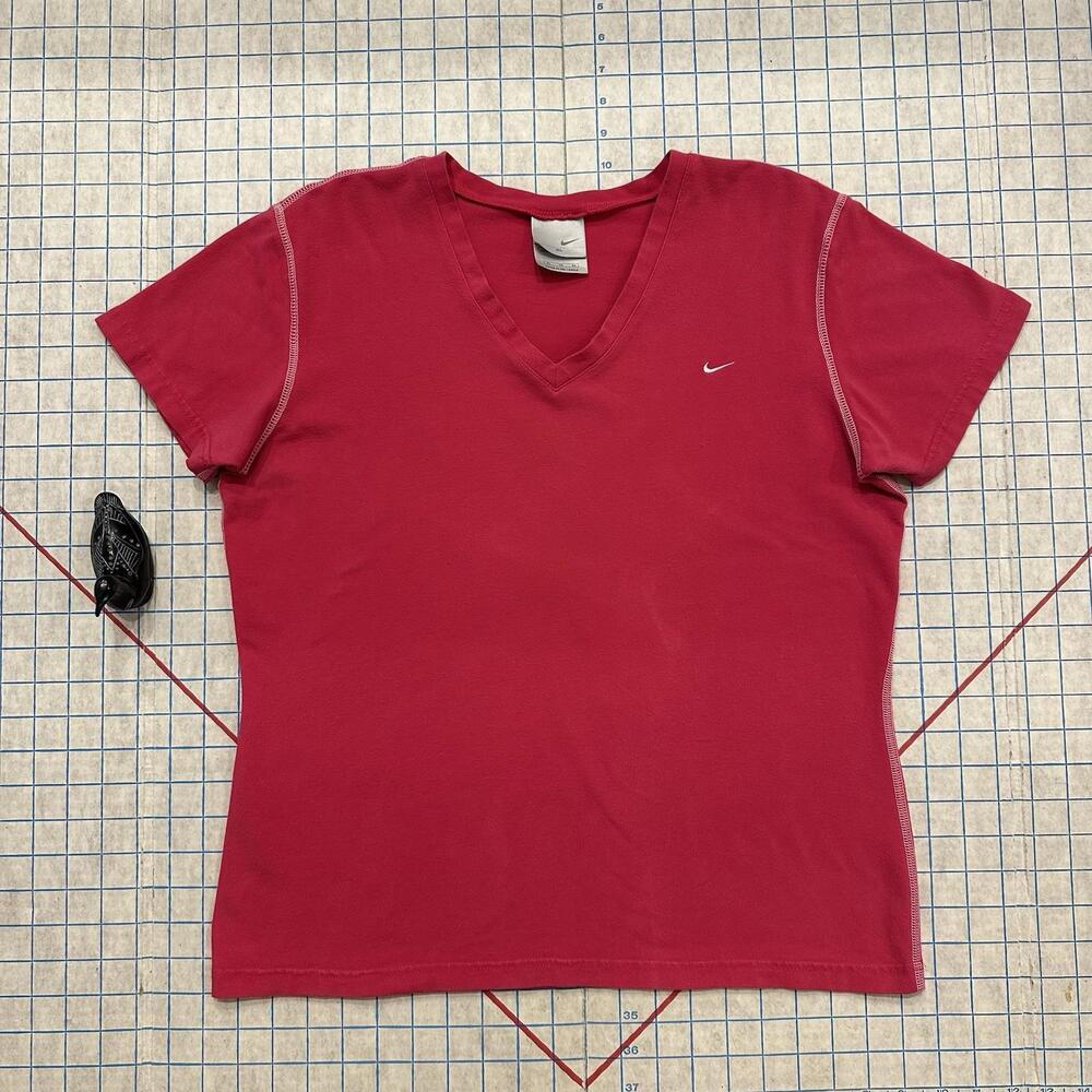 Vintage Nike Shirt XL Pink Short Sleeve V Neck Swoosh Embroidered Y2K - Picture 1 of 14